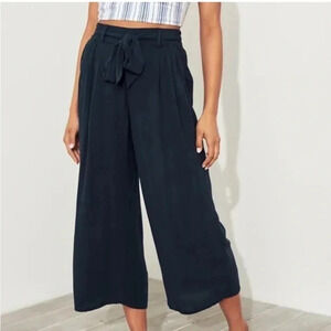 Hollister Co. Ultra‎ High Rise Culottes Pants Navy Size XS Women